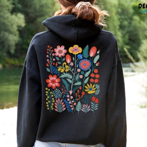 Pressed Flowers Hooded Sweatshirt, Wildflowers Hoodie, Boho Sweater, Vintage Cottagecore Shirt, Floral Pullover Jumper, Flower Lover Gift