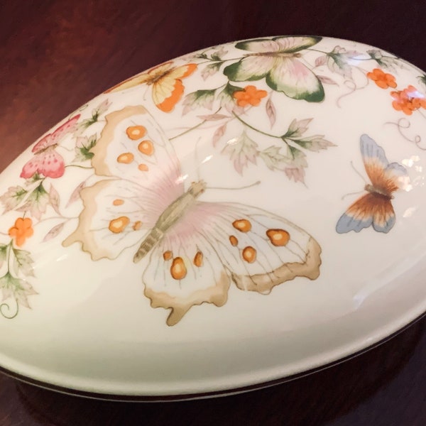 Vintage Porcelain Easter Egg Trinket Box by Avon 1974 "Butterfly Fantasy" 22 K Gold Trim Candy Dish Jewelry Treasure Box Spring Decor