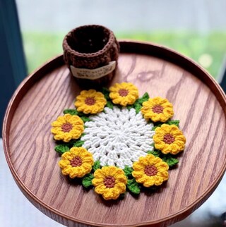 Kilofly Set 4 Sottobicchieri All'Uncinetto A Forma Di Girasole – Fatti A Mano In Cotone, 13 Cm, Centrini Decorativi Per Casa