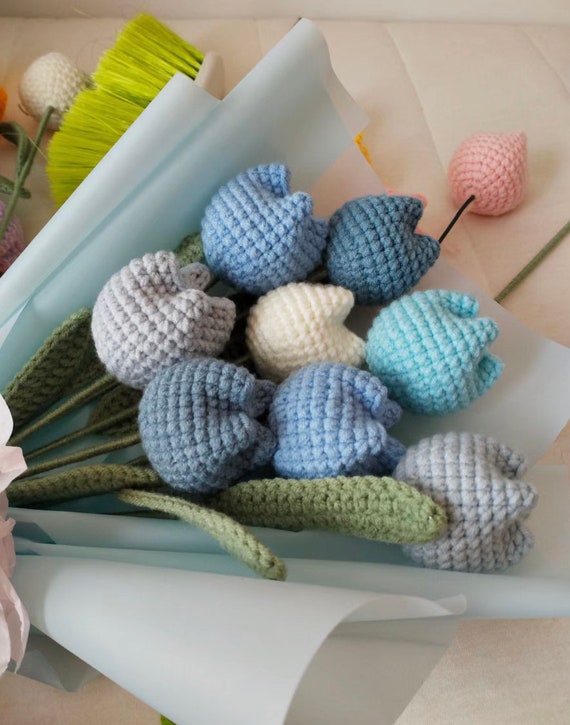 FLOWER bouquet pattern B for beginners. 7 in 1. rose, tulip PDF crochet  pattern. Easy crochet, diy crafts. Christmas bouquet