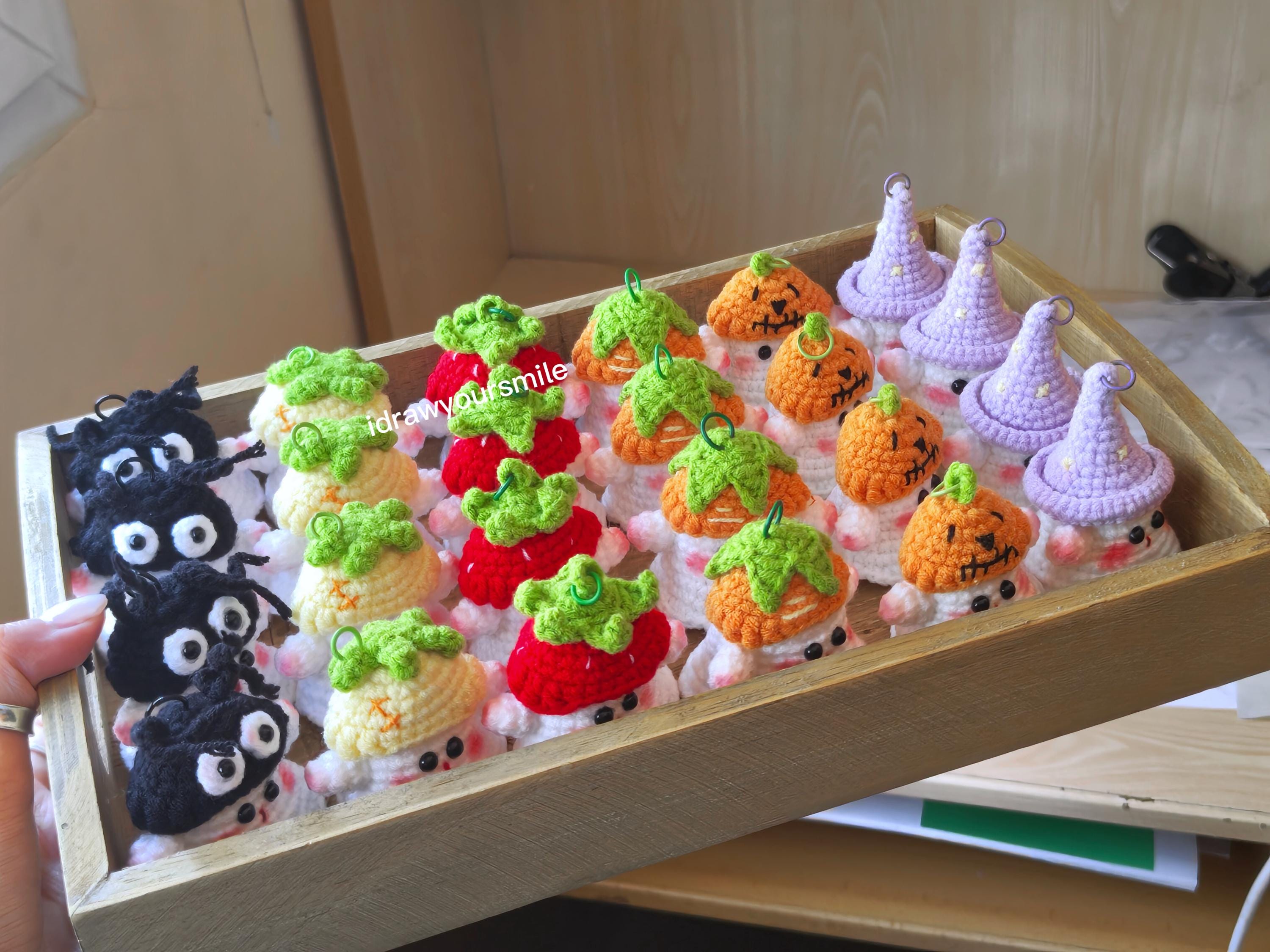 ！編みぐるみのおまけ！ミニチュア☆ハロウィンスイーツセットa，b♡リーメント ハロウィンあみぐるみ編み図：16個入りキーホルダーセット（デジタル