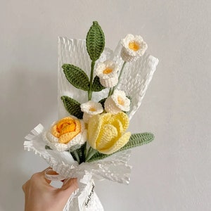 Crochet flower bouquet A for beginners. rose, tulip flower PDF. Handmade mother's day gift