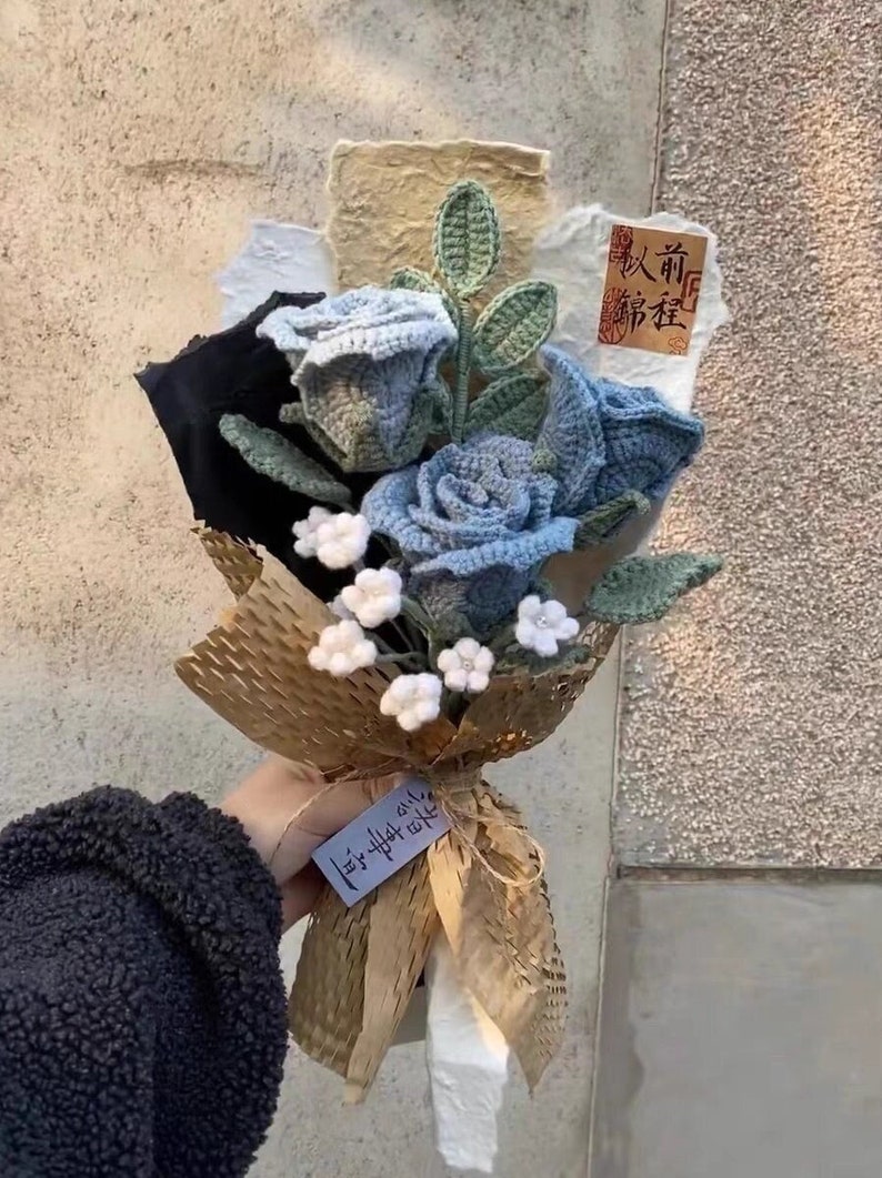 Blue Rose Bouquet D crochet flower pattern listing photo by idrawyoursmile