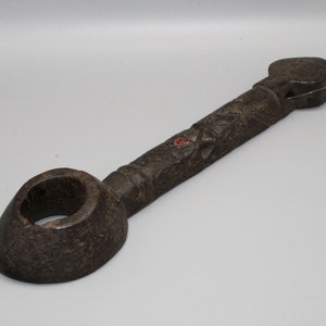 Ghurra / Wooden Baratte Guide / Nepal - Himalaya / Ethnic Art