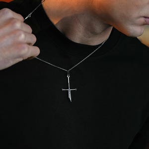 Sterling Silver Narsil Necklace – King Elendil&#39;s Broken Sword Necklace, Aragorn Necklace, II Elessar Broken Sword Pendant, Fantasy Pendant