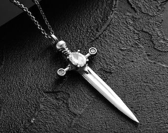 ダガーネックレス、スターリングシルバー、剣ネックレス、輝く鎧の騎士