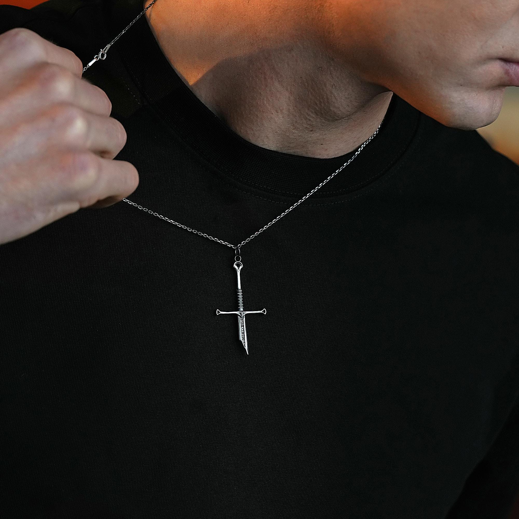 Sterling Silver Narsil Sword Necklace – King Elendil Sword Necklace, Aragorn II Elessar Broken Sword Jewelry, Gift for Him, Fantasy Pendant