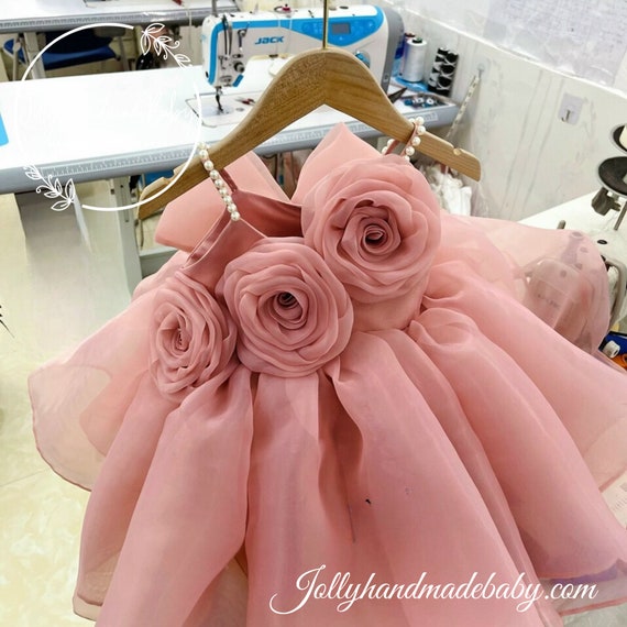 12 Princess Tiaras Girls Birthday Pack Pink White Fuzzy Boas with