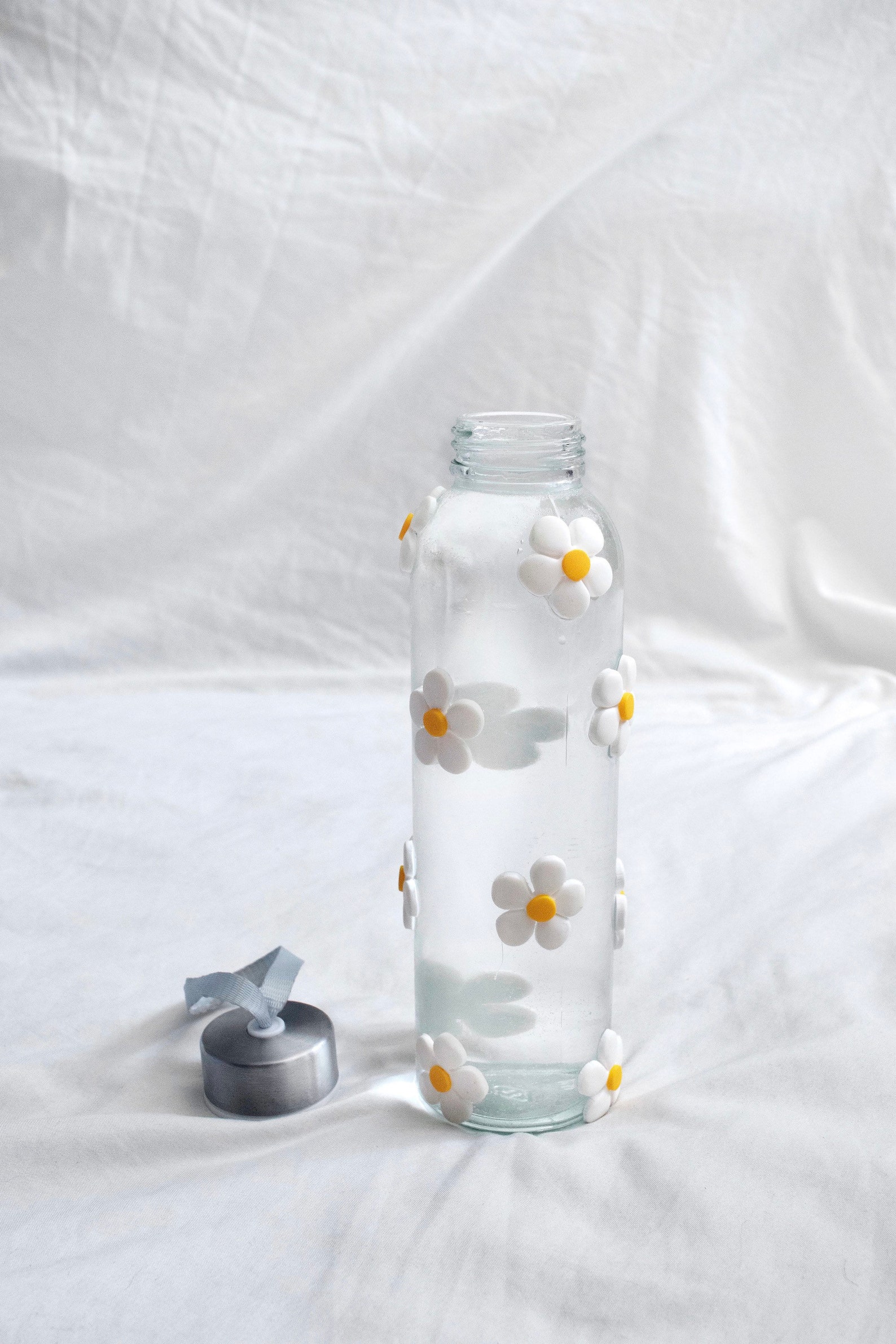 Original Daisy Water Bottle © 2021 Glass Travel Flask Flower Etsy