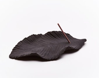 Large Ceramic Leaf Incense Holder, Black | Modern Minimalistic Nature Incense Holder