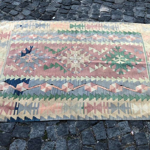3.5x5.4 ft, Turkish Kilim Rug, Oushak shops Rug, Handmade Rug, Bedroom Rug, Pink Rug, Morrocan Rug, Neutral Rug, Southwestern Rug, Beni Ourain Rug