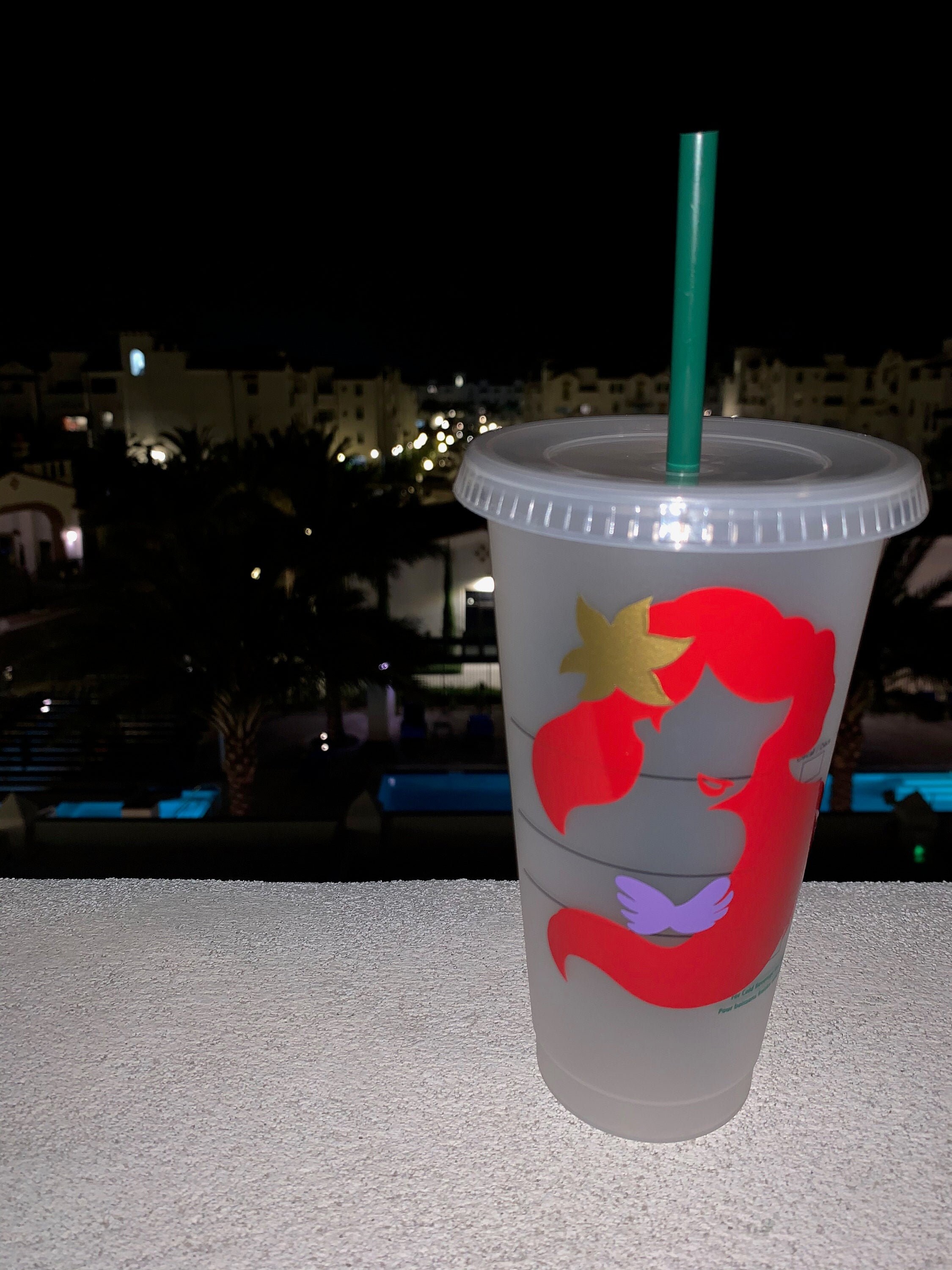 Is This The Real Ariel At Starbucks? - sjimdgr