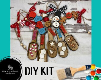 Christmas Garland Craft - Scoop Garland - Wood Bead Christmas Craft - DIY Paint Kit