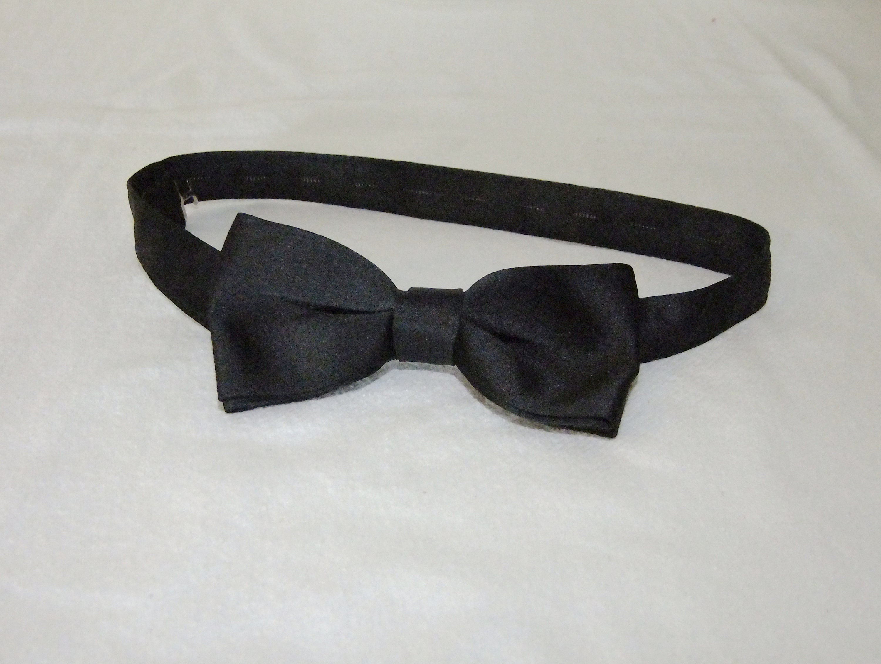 Vintage Bow Tie Bowtie / Dickie Bow Retro Black Satin Necktie - Etsy UK