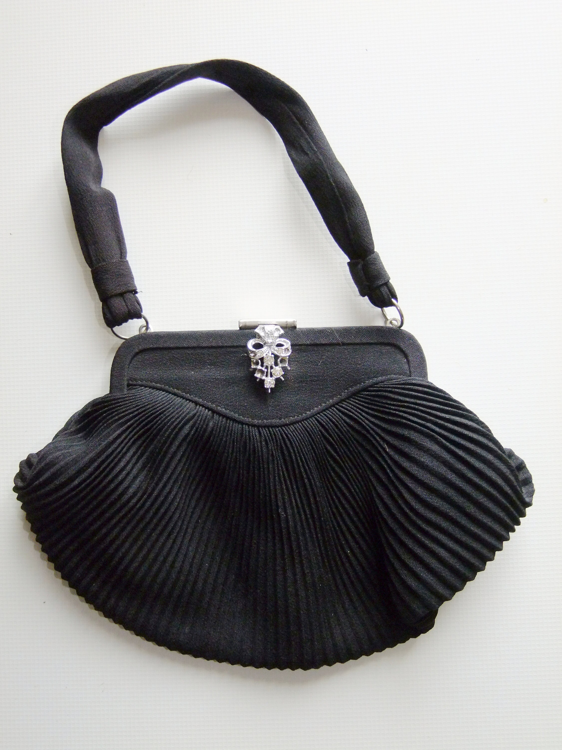 True Vintage 40s Handbag Evening Bag Purse Clutch Black Fabric | Etsy