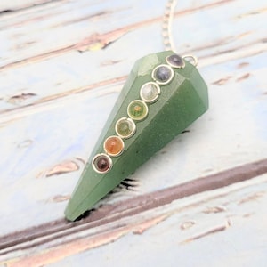 Natural Green Aventurine Pendulum: 7 Chakra Healing Crystal Divination Tool