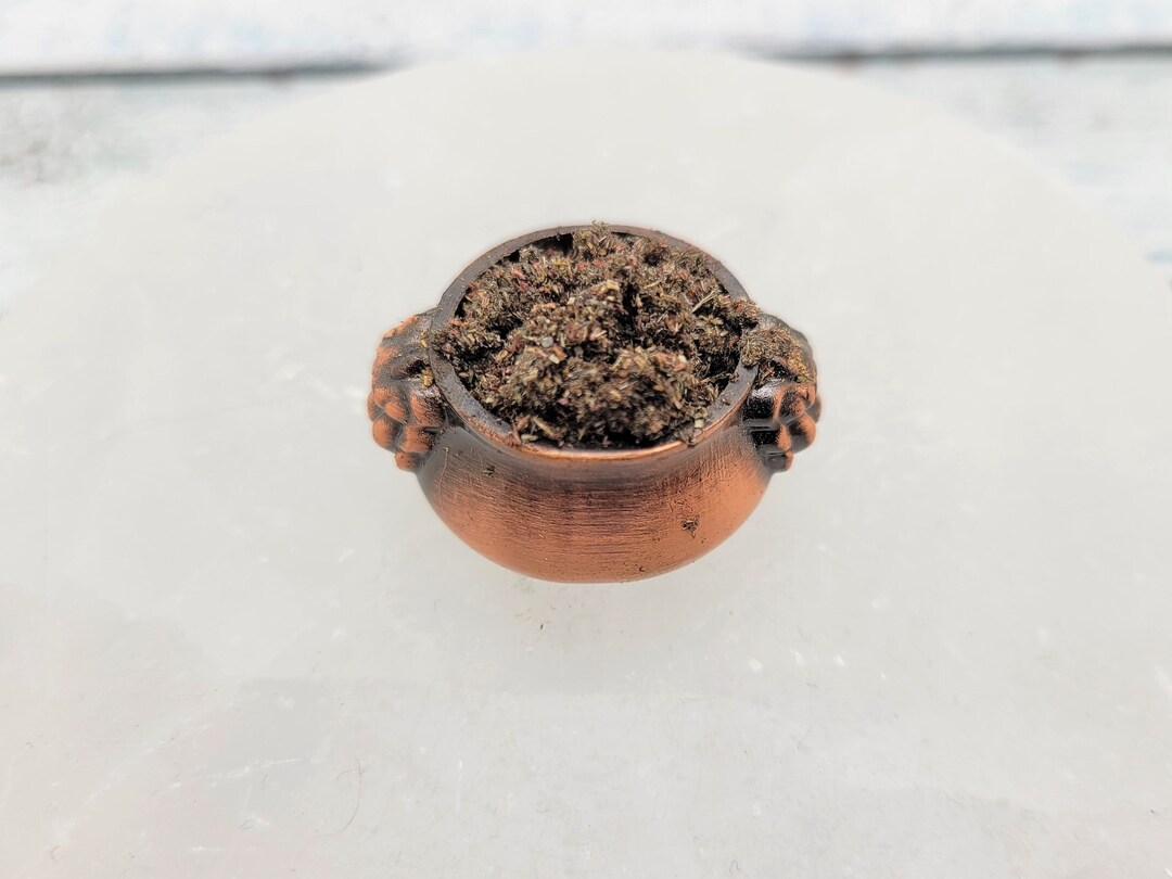 1 Oz Lodestone Incense Powder / Self Lighting Powder Resin Incense