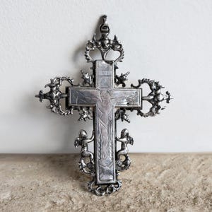 Early Antique Engraved Silver Crucifix, Reliquary Cross Box Pendant, 17th Century
