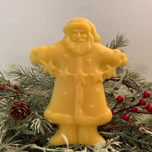 Beeswax Santa with Star Garland