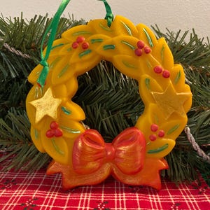 Beeswax Christmas Star Wreath Plain or Embellished