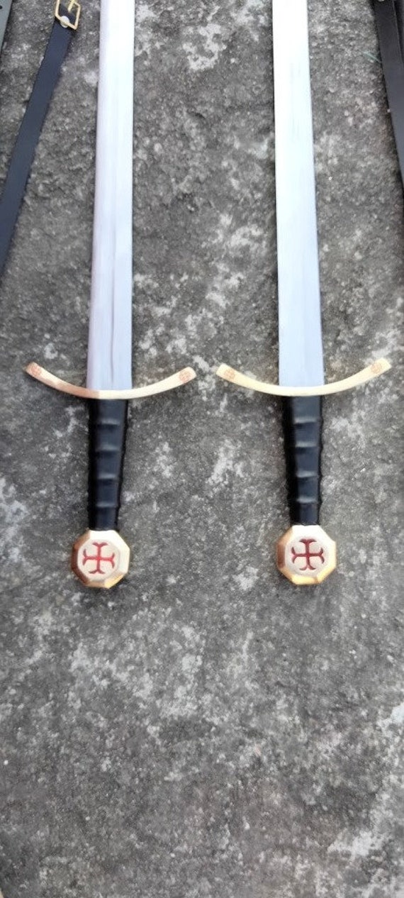 テンプル騎士団の装飾剣（2個セット） - 中世の壁掛けディスプレイ