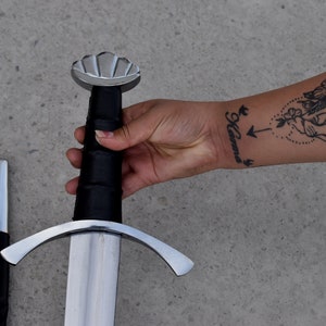 Viking Sword With 5 Lobe Pommel