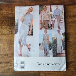 Vogue 2318 Five Easy Pieces, Tunic Top Pattern, Womens Shorts Pattern, Loose Dress Pattern, Poncho Pattern, A-Line Skirt *Size 14-18* UNCUT