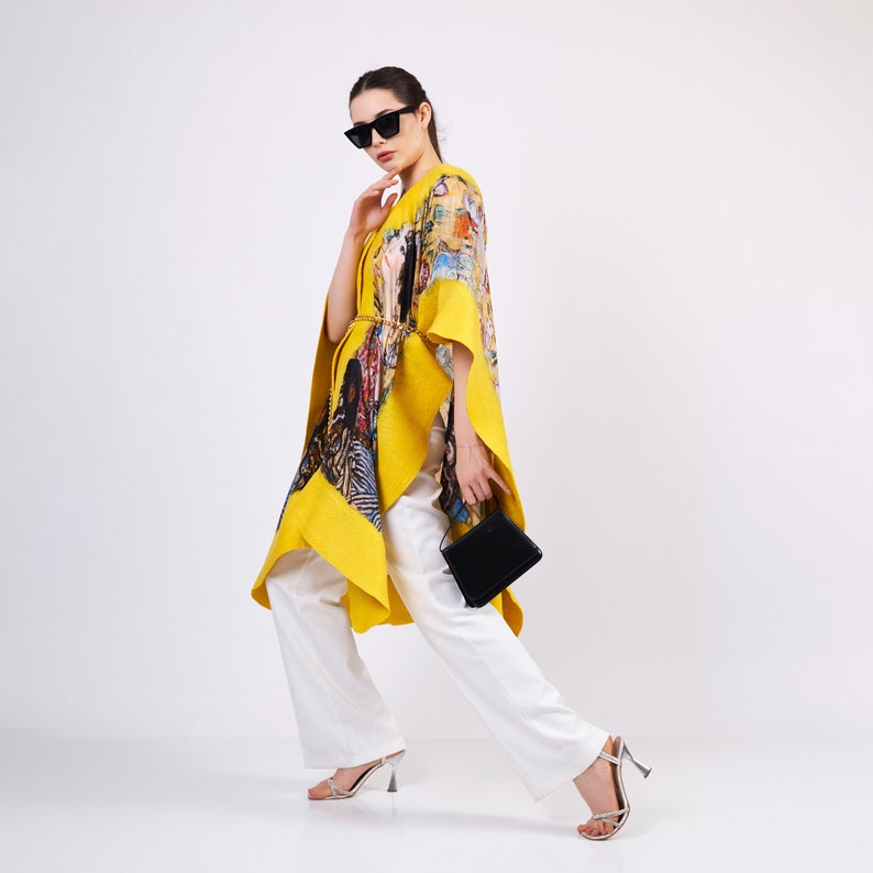 Handmade Silk Felted Women Poncho Yellow Gustav Klimt Lady with Fan Plus Size Luxury Wool Poncho Oversized Cardigan imagem 9