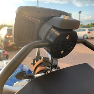 Adapter Bracket Holder for TomTom Rider 40/410/400/450/500/550
