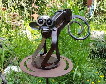 Capuchin monkey made of scrap metal: "The Look" - unique