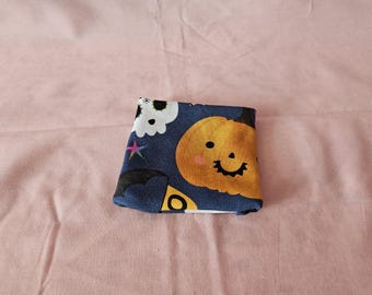 Boo 20g mini yarn cosy