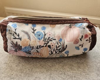 Barrel Notions Pouch Pattern PDF with a video tutorial that will be sent to you