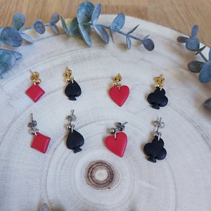 Boucles d'oreilles symboles cartes à jouer, as de cœur, trèfle, carreau, pique en pâte polymère - Fait main