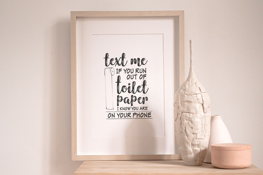 Cartello In Legno Per Bagno 'Text Me If You Run Out Of Toilet Paper', 20x25 Cm, Rustico Con Corda, Regalo Divertente