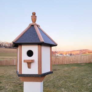 Poly Birdhouse Amish Handcrafted, 1 Hole Bird House