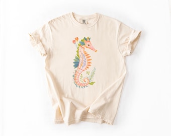 Comfort Colors®  Seahorse Shirt, Ocean-Inspired Marine Animal Shirt, Summer Vacation Outfit