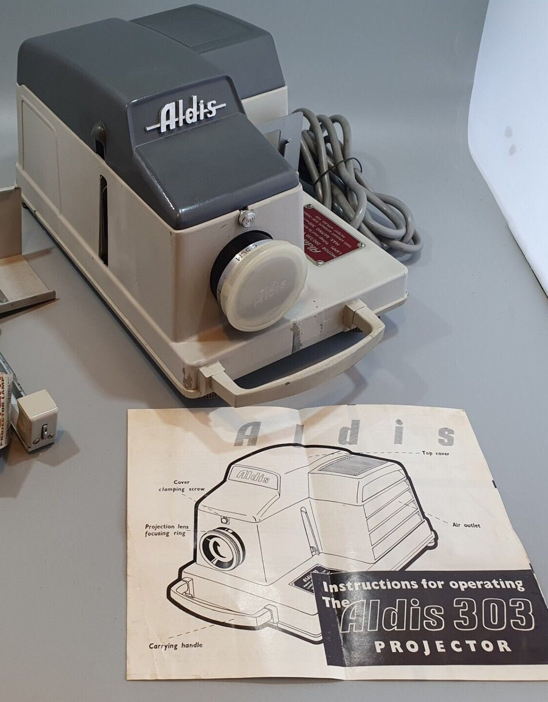 Aldis 303 Vintage Slide Projector With Cover Slide Changer & Etsy UK