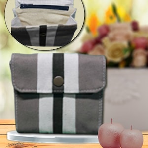 Small Accordion Style Wallet