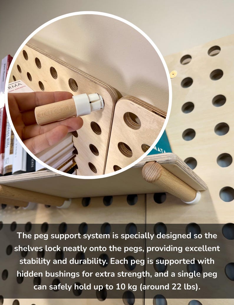 Expositor independiente con panel perforado para organizar productos de forma atractiva en mercados y eventos. imagen 3