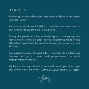 K&ouml;nnte beinhalten: T&uuml;rkisfarbener Hintergrund mit wei&szlig;em Text &uuml;ber die Bedeutung von positiven Affirmationen f&uuml;r das mentale Wohlbefinden. Der Text enth&auml;lt den Ausdruck "POWERFUL" und die Unterschrift "facey".