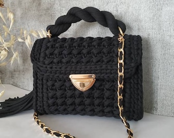 【Garments Fab】Crochet Tassel Mini Bag (BLACK) il_1080xN.4729242169_tmbx.jpg