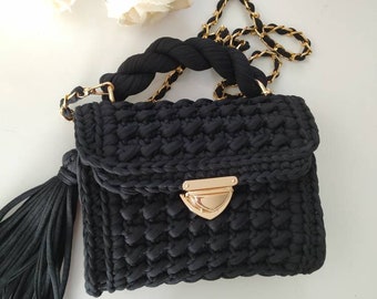 バッグ・カバンその他 HUNTER WOMEN Refined Handcraft Crochet Hobo Bag Black HAW000 Amazon.com: The Sak Ava Mini Hobo Bag in Crochet, Double