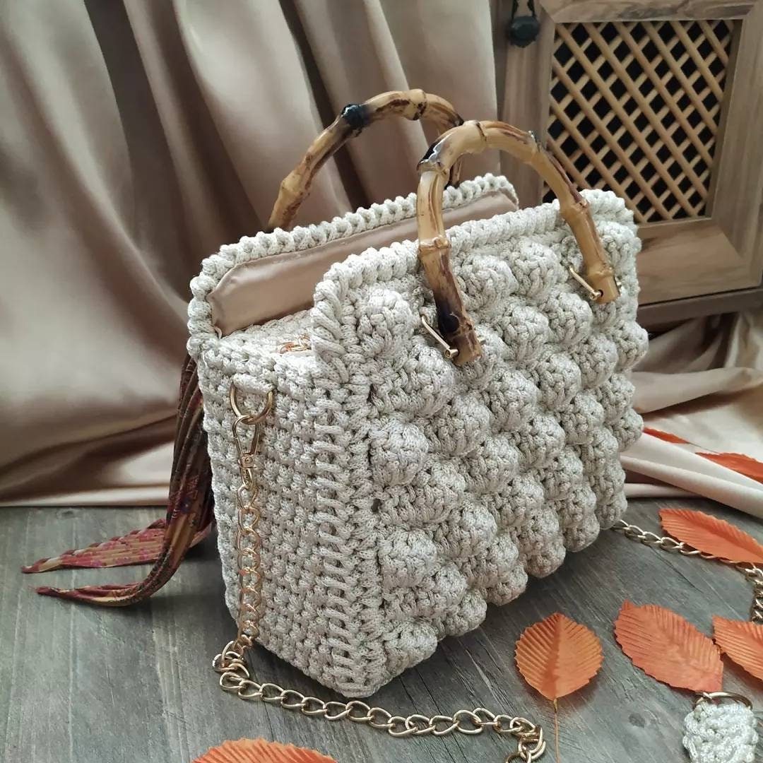 Pattern for crochet bag: the Everyday bag post- MirrymasCrafts