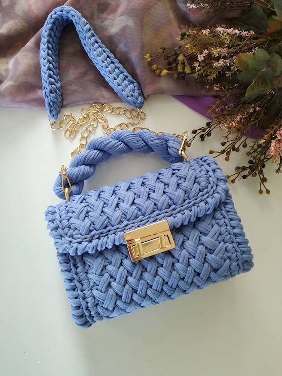 Handmade Crochet Shoulder Bag: Blue Crochet Purse With Gold  display picture 2