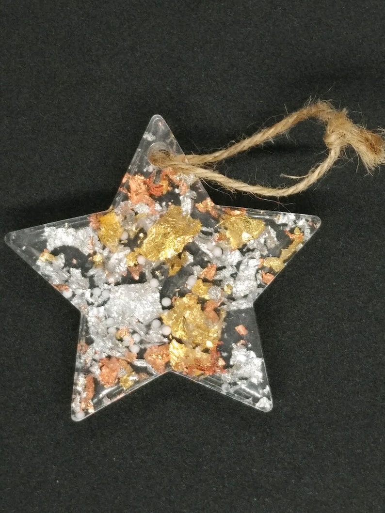 Resin star ornament