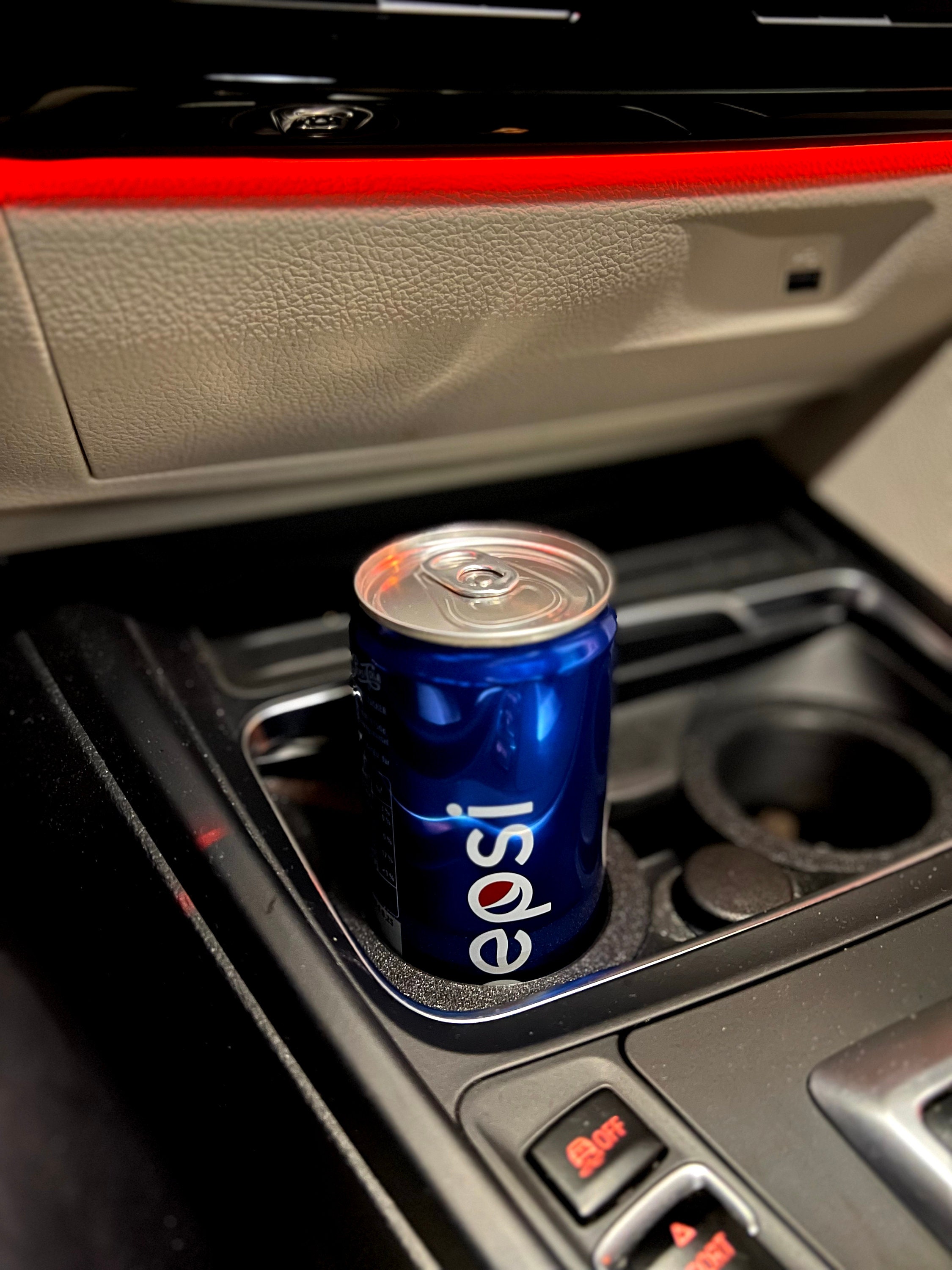 Red Bull Adapter für 250 ml Dose Auto Getränkehalter by Siggik3