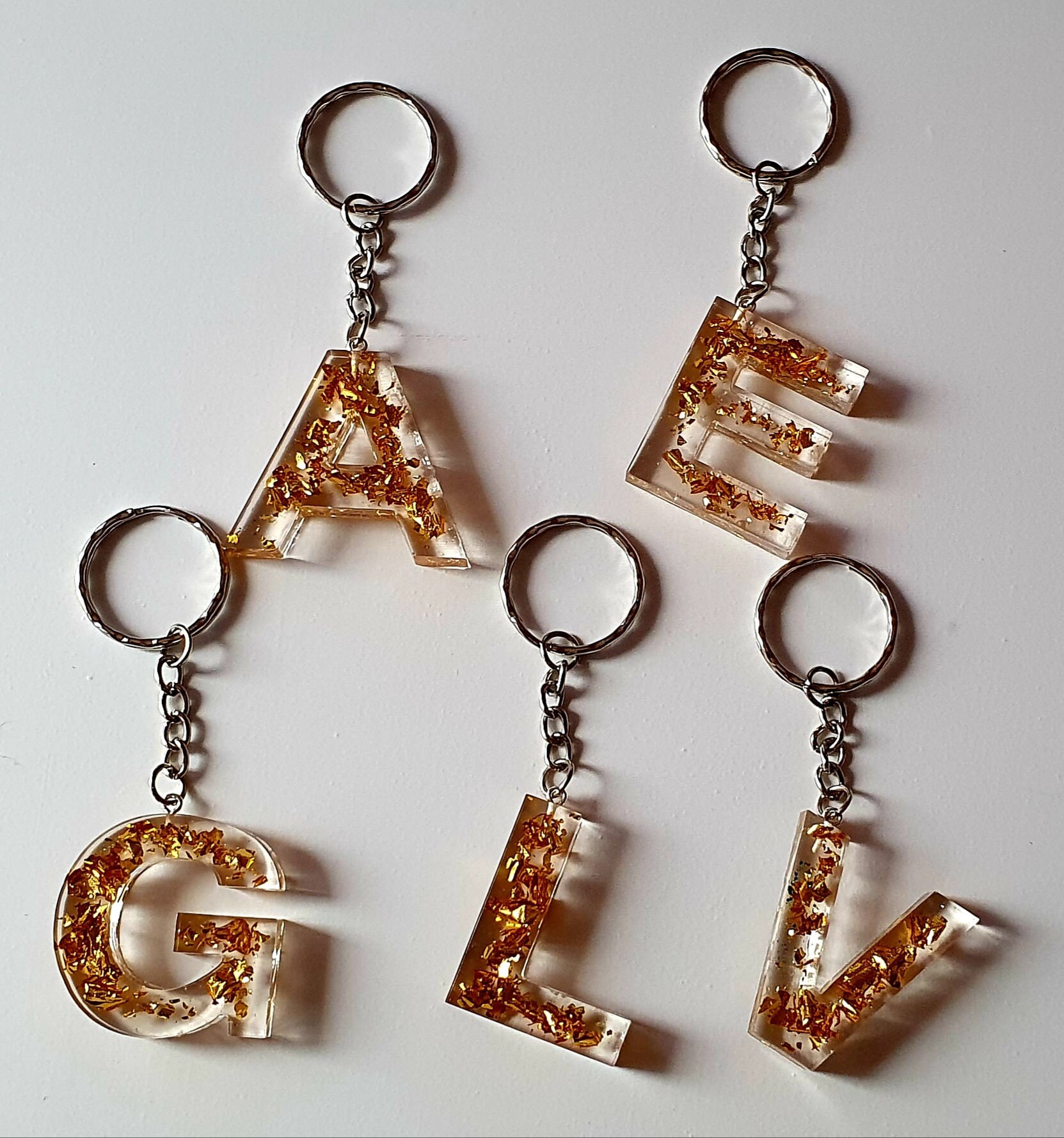 Llavero de letras hechos a mano personalizado Etsy
