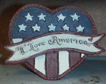 Sarah's Attic Mini Plaque  "I love America"