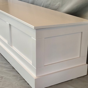 Shaker Storage Bench, Kitchen Nook, Under Window Seating. Painted White  *Free Shipping*