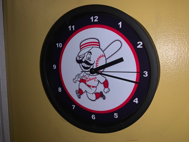 Cincinnati Reds Throwback Baseball Bar Advertising Man Cave Black Clock ...